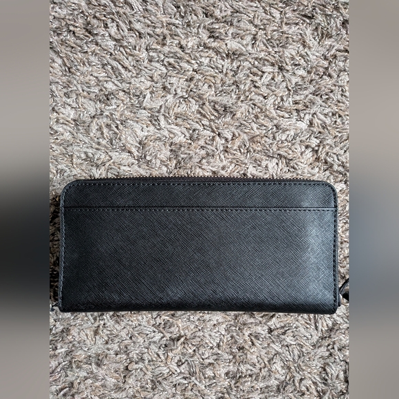 NWT Karl Lagerfeld Paris Black Bow Long Zipper Wallet Women's - Picture 3 of 7